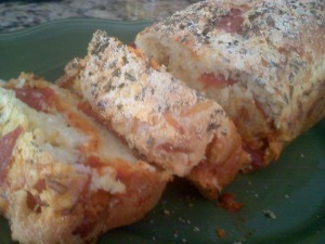 ~Cheesy Pizza Bread!!