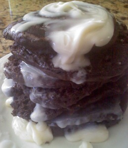 ~Oreo Pancakes with Double Stuff "syrup"!