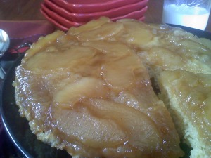 ~Sizzlin' Upside Down Apple Cake Skillet!